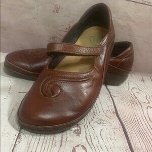 NAOT Mary Janes size 38 Matai Size 7 women